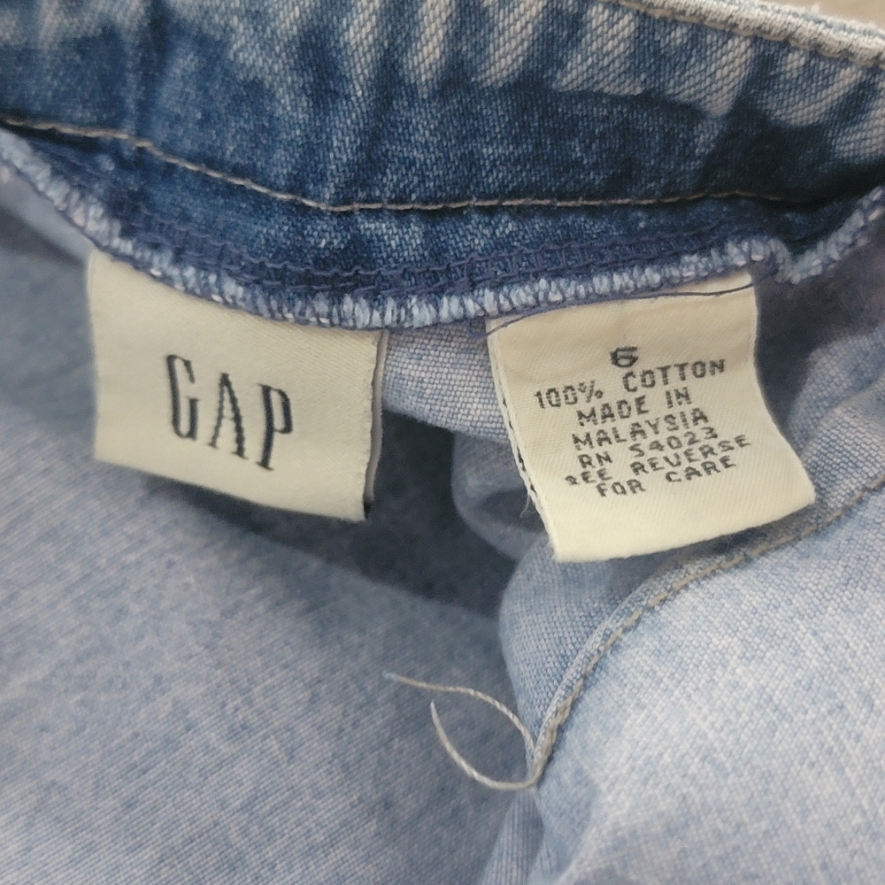 GAP WOMENS SHORT Y2K BUTTON FRONT DENIM JEAN SKIRT SIZE 6/28 - Picture 3 of 5
